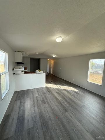 32962 Blue Jay Way, Los Fresnos, TX 78566