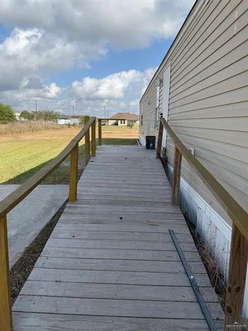 32962 Blue Jay Way, Los Fresnos, TX 78566