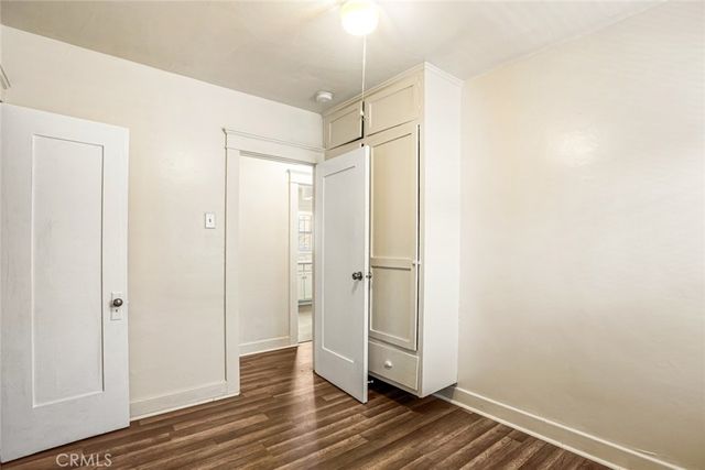 924 W 76th, Los Angeles, CA 90044