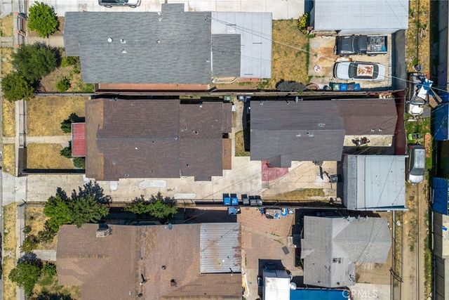 924 W 76th, Los Angeles, CA 90044