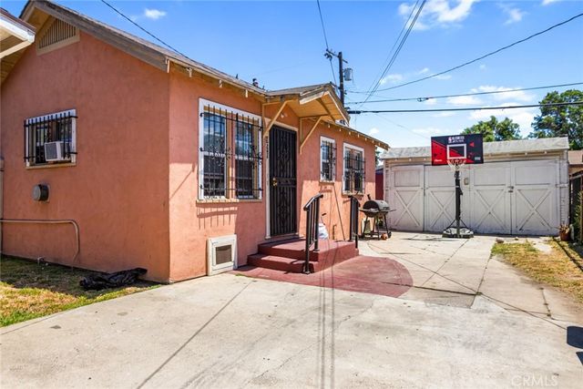 924 W 76th, Los Angeles, CA 90044