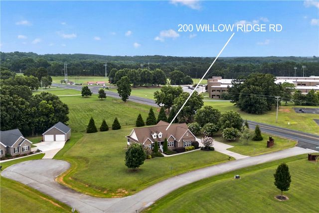 200 Willow Ridge Road, Westminster, SC 29693