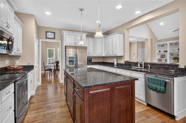 200 Willow Ridge Road, Westminster, SC 29693