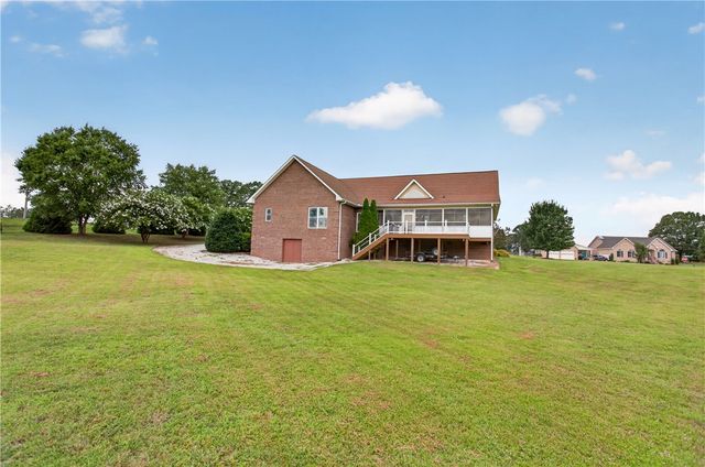 200 Willow Ridge Road, Westminster, SC 29693