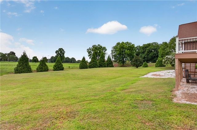 200 Willow Ridge Road, Westminster, SC 29693