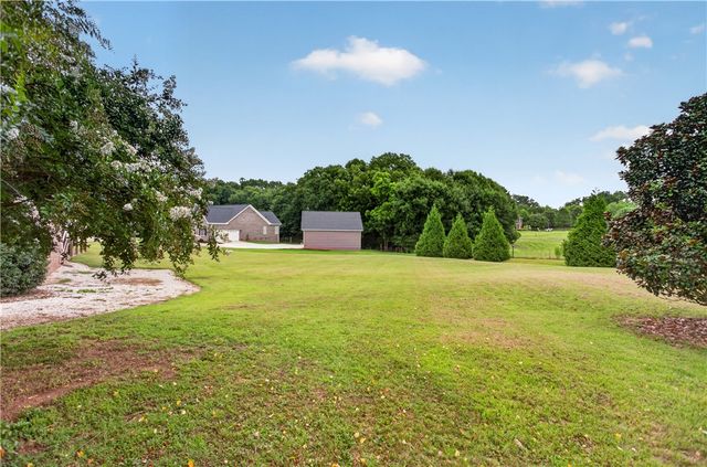 200 Willow Ridge Road, Westminster, SC 29693