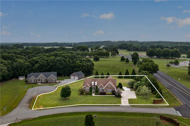 200 Willow Ridge Road, Westminster, SC 29693