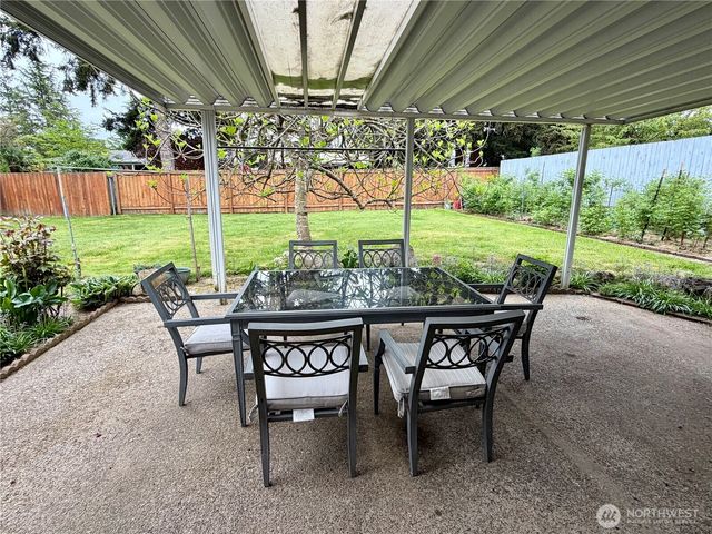 13029 SE 206 Place, Kent, WA 98031