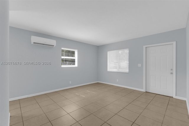 1430 NW 27th Ave 1-2, Fort Lauderdale, FL 33311