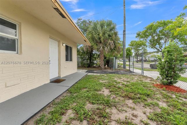 1430 NW 27th Ave 1-2, Fort Lauderdale, FL 33311