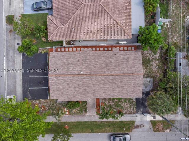 1430 NW 27th Ave 1-2, Fort Lauderdale, FL 33311