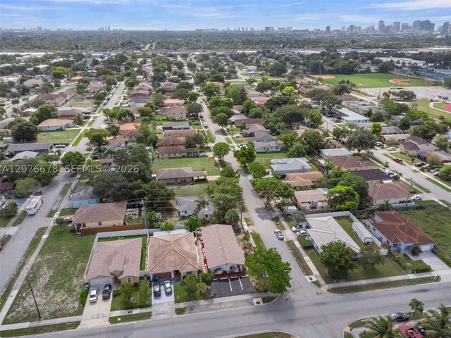 1430 NW 27th Ave 1-2, Fort Lauderdale, FL 33311