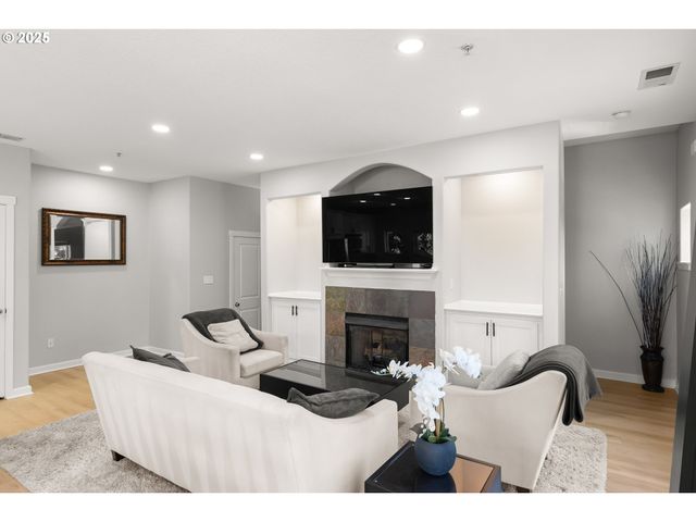 1140 Sw 170TH Ave 203, Beaverton, OR 97003
