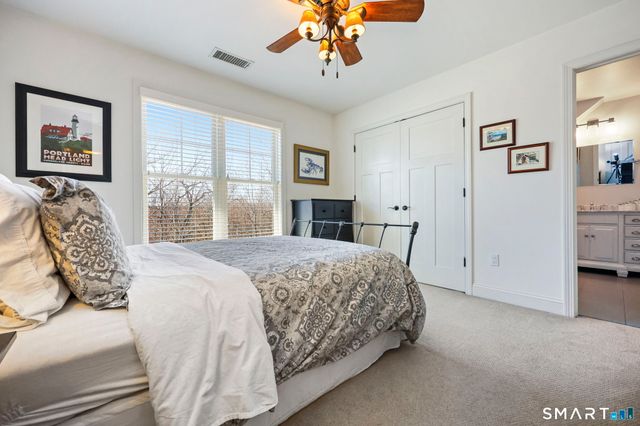 4 Red Fox Court, New Fairfield, CT 06812