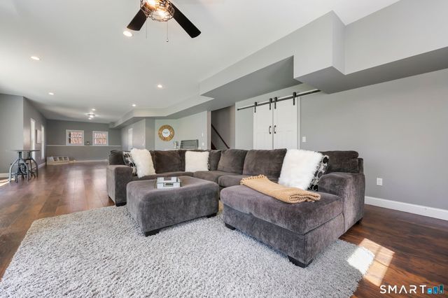 4 Red Fox Court, New Fairfield, CT 06812