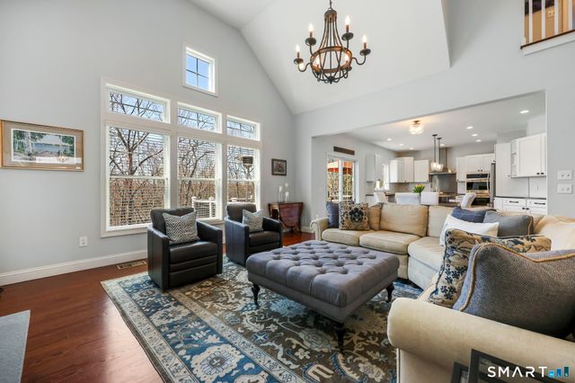 4 Red Fox Court, New Fairfield, CT 06812
