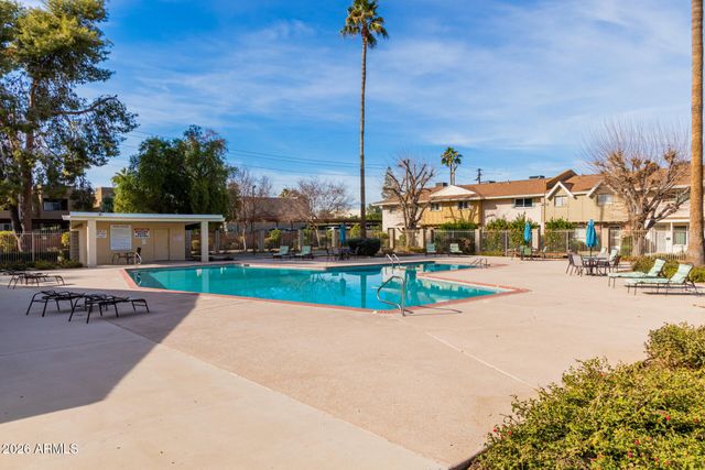 8457 E MONTEBELLO Avenue, Scottsdale, AZ 85250