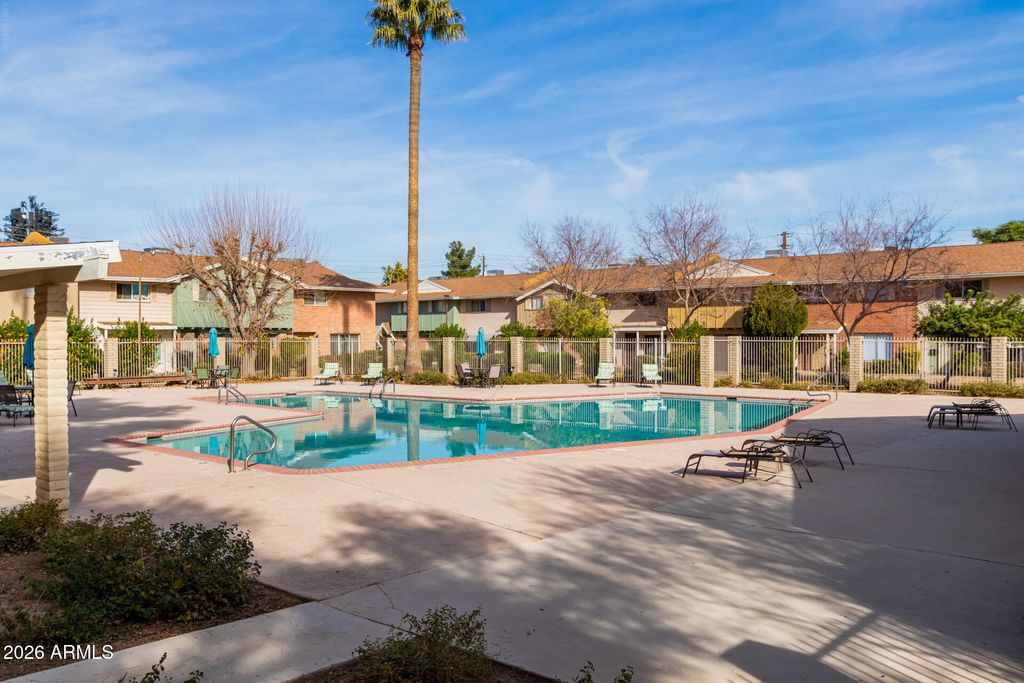 8457 E MONTEBELLO Avenue, Scottsdale, AZ 85250 — photo 4