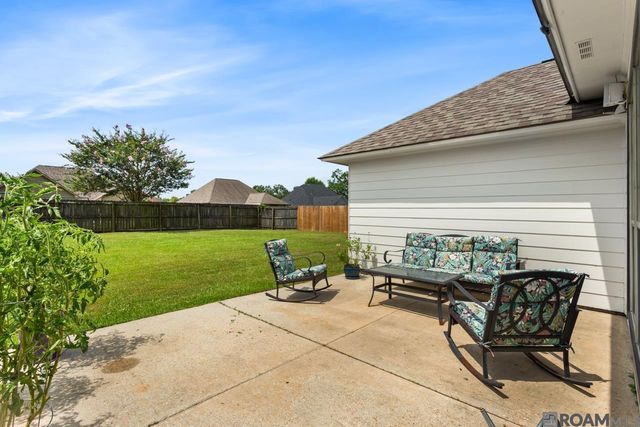 41433 Waterstone Ave, Prairieville, LA 70769