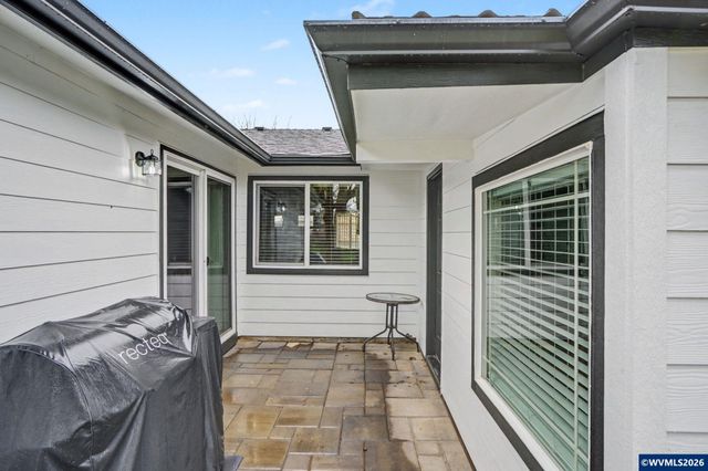 171 NW Douglas St, Dallas, OR 97338