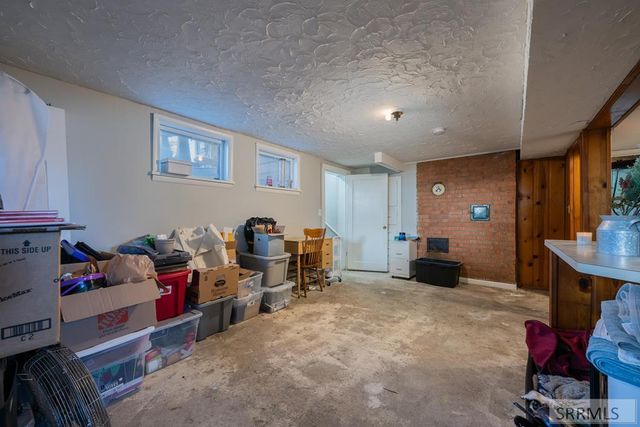 343 N Park Avenue, Shelley, ID 83274