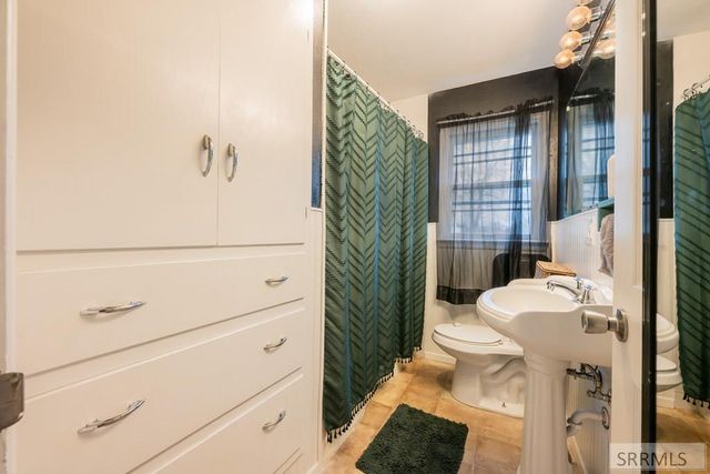 343 N Park Avenue, Shelley, ID 83274