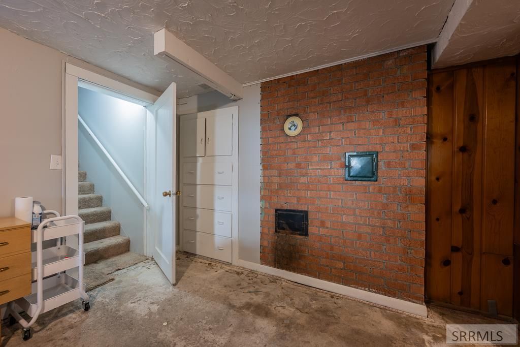 Image 27 of property listing at 343 N Park Avenue, Shelley, ID 83274