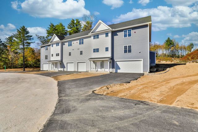 17 Autumn Lane, Raymond, NH 03077