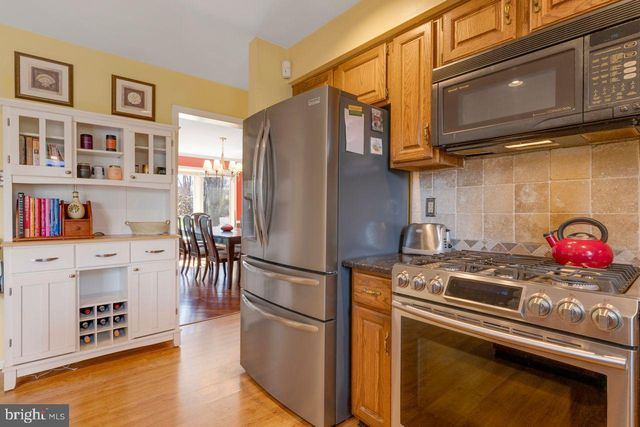 41 LAWRENCIA DR, Lawrenceville, NJ 08648