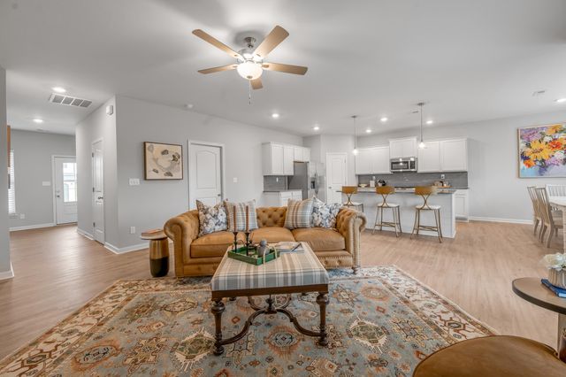100 Linzi Way, Paris, KY 40361