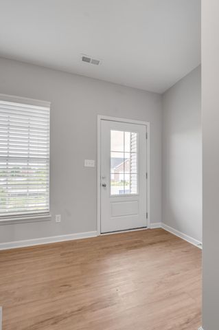 100 Linzi Way, Paris, KY 40361