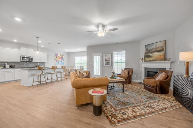 100 Linzi Way, Paris, KY 40361