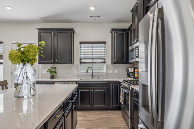 1031 Oglethorpe Dr, Franklin, TN 37064