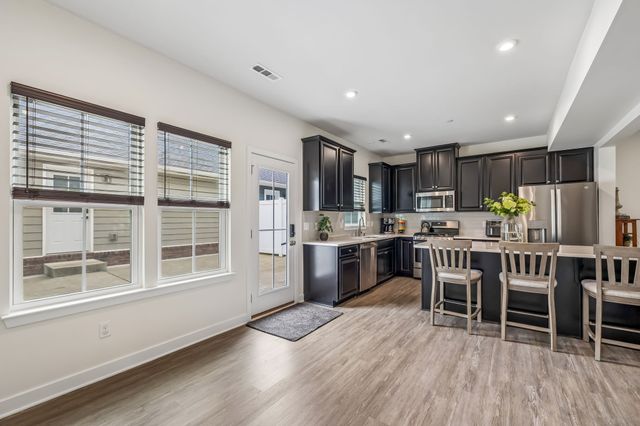 1031 Oglethorpe Dr, Franklin, TN 37064
