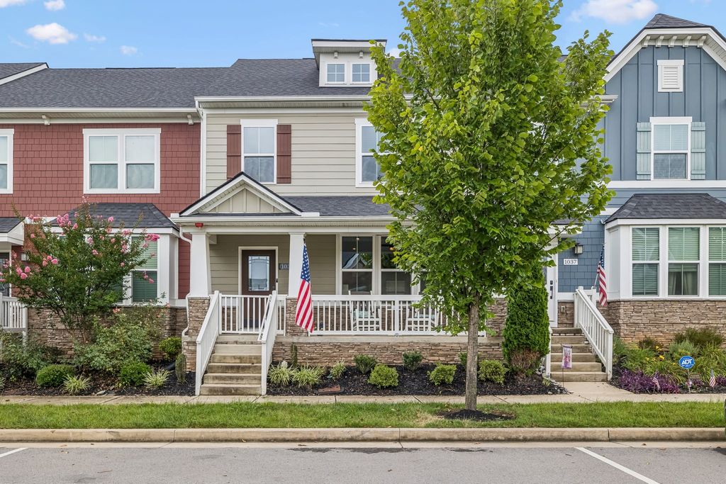 1031 Oglethorpe Dr, Franklin, TN 37064