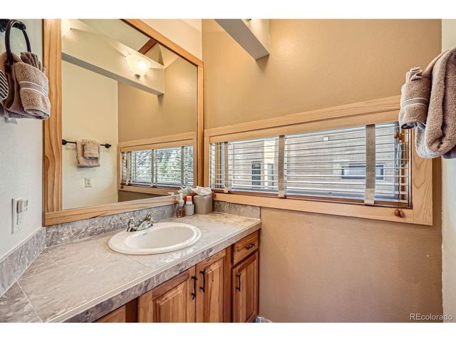 560 Tennis Club Rd 1333, Dillon, CO 80435