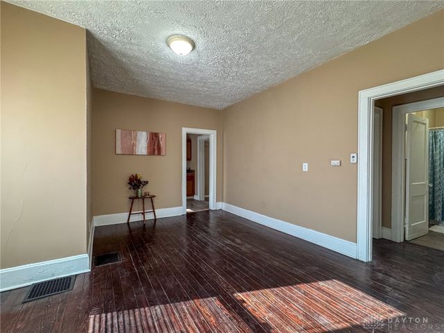 2120 Fernwood Street, Middletown, OH 45044