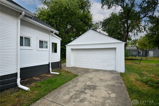 2120 Fernwood Street, Middletown, OH 45044