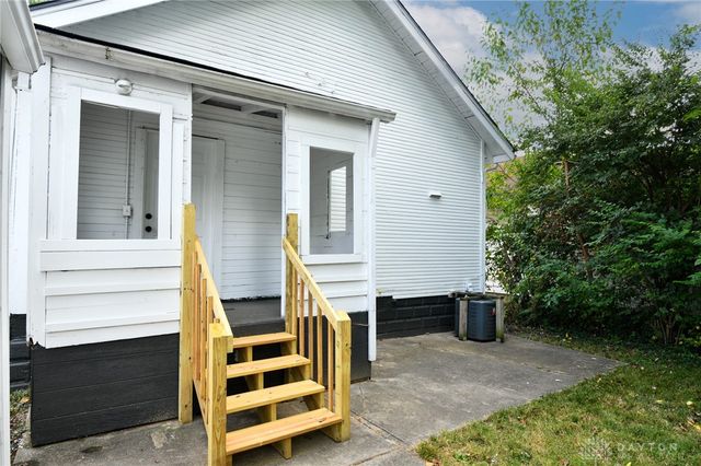 2120 Fernwood Street, Middletown, OH 45044