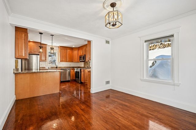 27 Park Street, Saugus, MA 01906