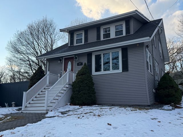 27 Park Street, Saugus, MA 01906