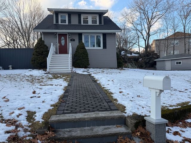 27 Park Street, Saugus, MA 01906