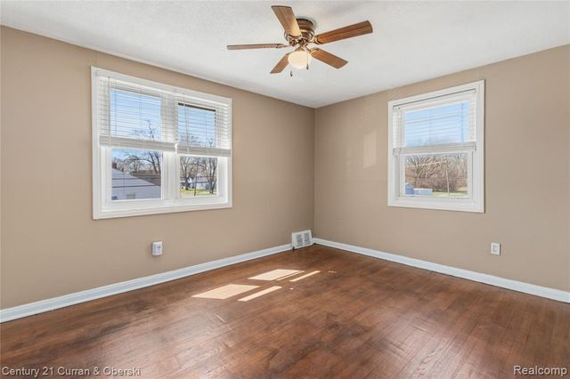 9100 Asbury Park, Detroit, MI 48228