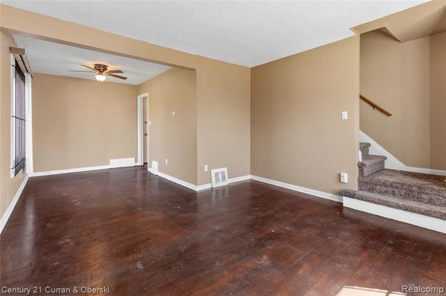 9100 Asbury Park, Detroit, MI 48228