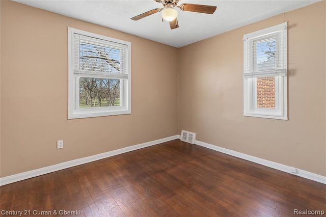 9100 Asbury Park, Detroit, MI 48228