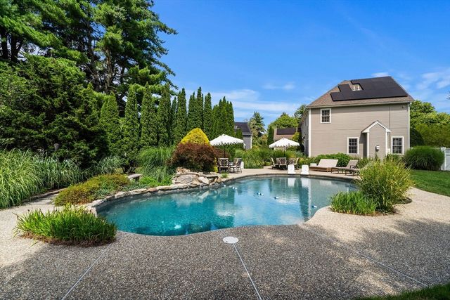 21 Leanne Drive, North Andover, MA 01845