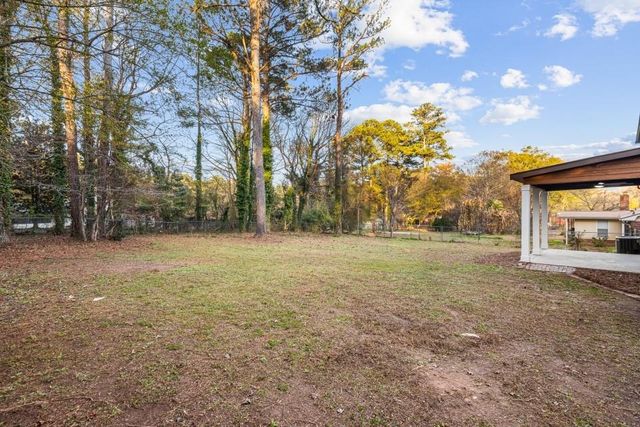 176 Blake Lane, Ellenwood, GA 30294