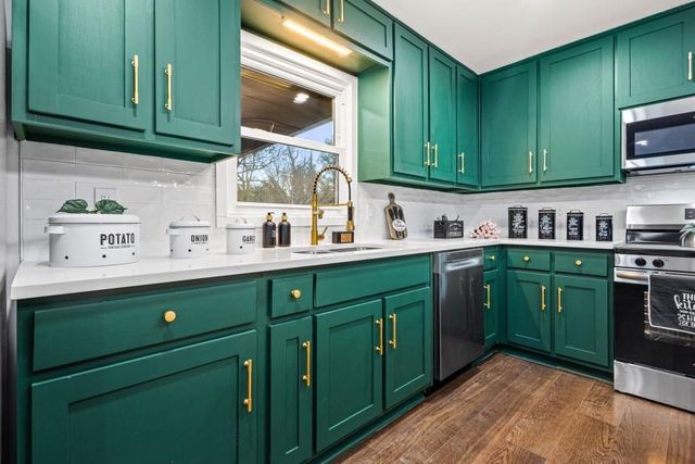 176 Blake Lane, Ellenwood, GA 30294