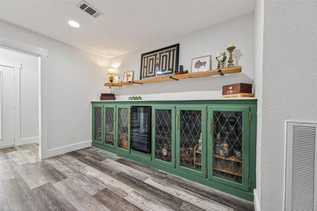 9818 Twin Shores Drive, Willis, TX 77318