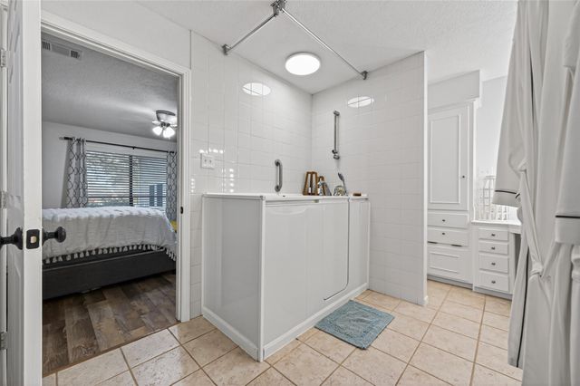 9818 Twin Shores Drive, Willis, TX 77318